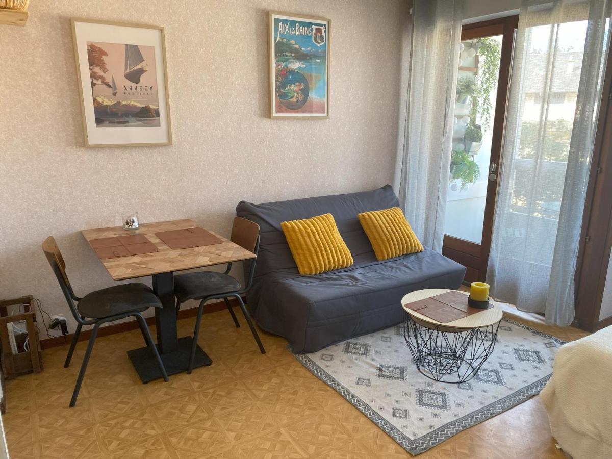 Paisible Studio Avec Agreable Loggia 2 Mn Du Centre Apartment Aix-les-Bains Exterior photo